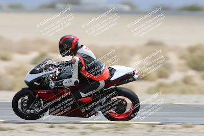 media/May-05-2025-Moto Forza (Mon) [[3c1838c5e5]]/2-B Group/Session 3 (Panning Test Turn 14 Inside)/